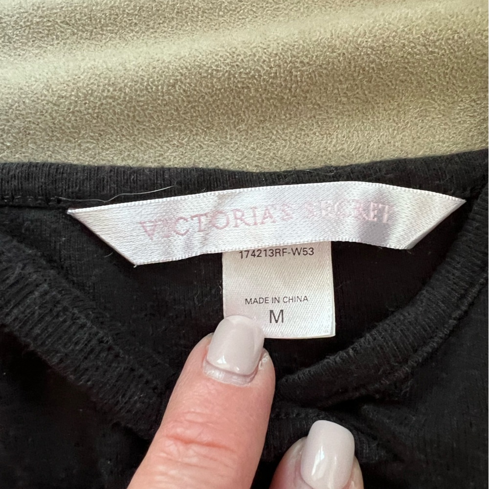 Victoria’s Secret cami/shorts pj set. Super soft. Black/pink. Cotton. Medium. - Picture 5 of 7